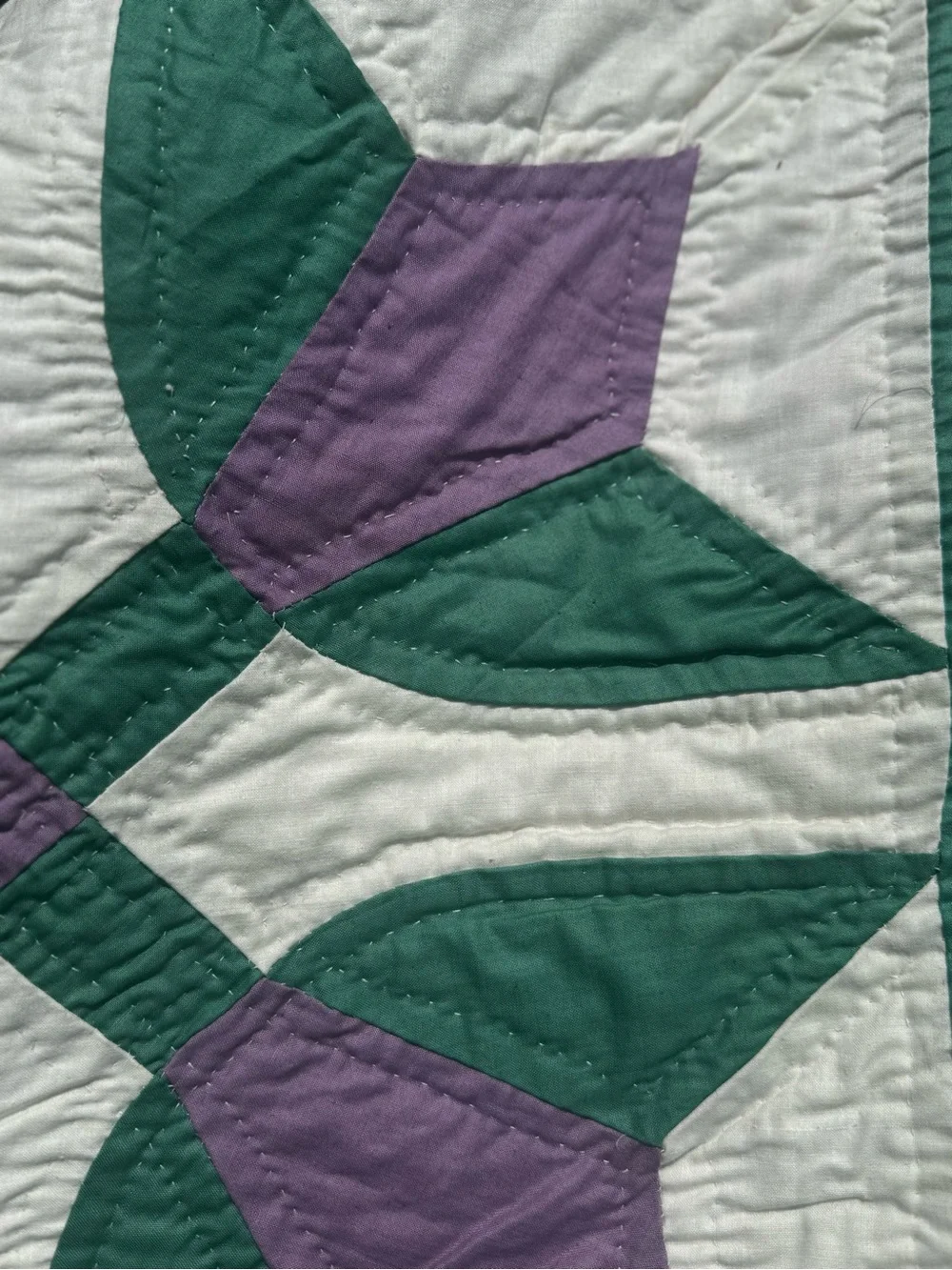 Hand stitched Multicolor Floral/tulip Patchwork Quilt
